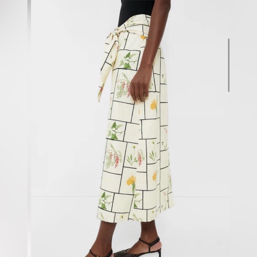 Tuckernuck Cassie skirt - Picture 2 of 12